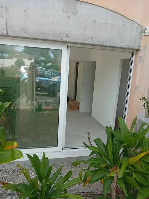 Petit Coin De Paradis باي نيتل 0*,